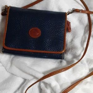 Dooney &Bourke crossbody bag.